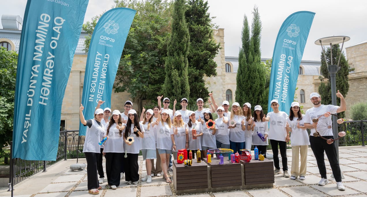 COP29 volunteers team up in the Icherisheher for an environmental initiative themed  “Recycling for Our Little Friends”